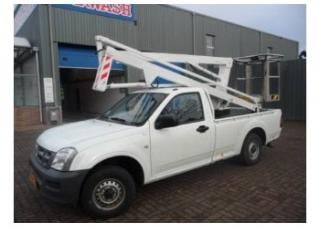 1100 MC Sky-High Trailer Mounted Articulating Boom Lifts