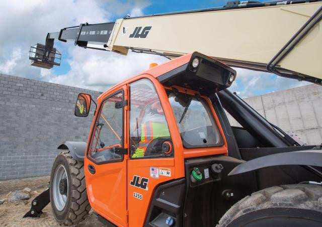 JLG 1255 Telehandler Specs & Dimensions (2019 - 2026)
