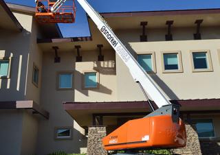 400S Snorkel Wheeled Telescopic Boom Lifts