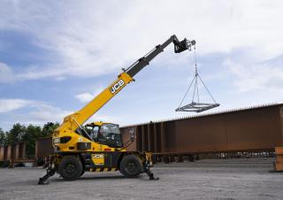 JCB 558-260R PRO Rotating Telehandler Specs & Dimensions (2024 - 2026)