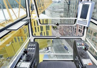 Liebherr 85 EC-B 5 crane - load chart, specs & dimensions (2017 - 2024)