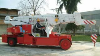 Valla 900 E crane - load chart, specs & dimensions (2002 - 2014)