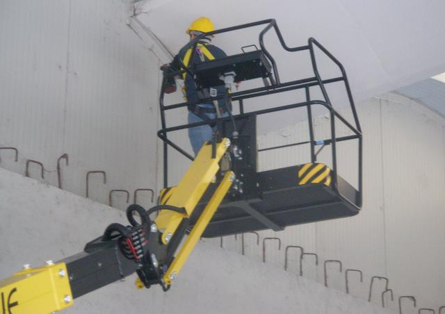 AIRO A15 JE Wheeled Articulating Boom Lifts (2015 - 2026) Specifications & Dimensions
