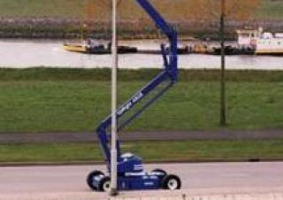 AB 50 JRT UpRight Wheeled Articulating Boom Lifts