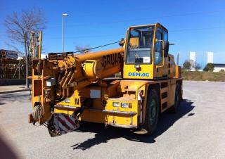 AC 75 (4x2x4) Terex-Demag