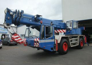 AC 95 (4x4x4) Terex-Demag