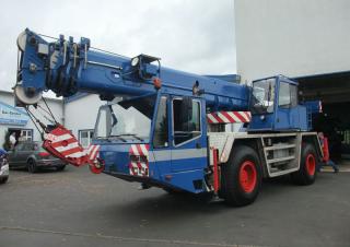 AC 95 (4x4x4) Terex-Demag