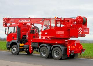 CKD Mobilni Jeraby AD 20  crane - load chart, specs & dimensions (2017 - 2026)