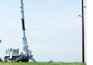 AH75A Altec Trailer Mounted Articulating Boom Lifts