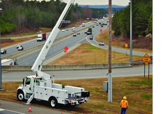 Altec ALB42P Truck Mounted Telescopic Boom Lifts (2017 - 2023) Specifications & Dimensions