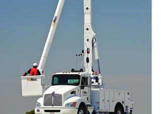 AN46-OC Altec Trailer Mounted Articulating Boom Lifts
