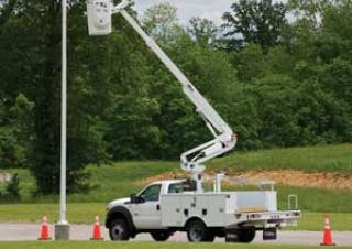 Altec AT235 Trailer Mounted Articulating Boom Lifts (2017 - 2026) Specifications & Dimensions