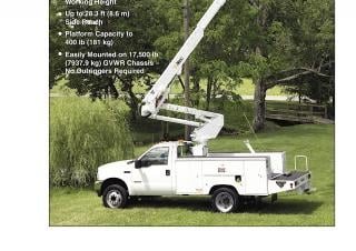 AT35G Altec Trailer Mounted Articulating Boom Lifts