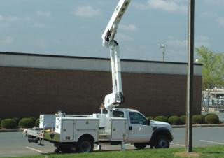 Altec AT40M – JEMS Trailer Mounted Articulating Boom Lifts (2017 - 2023) Specifications & Dimensions