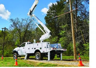 Altec AT48M/P Trailer Mounted Articulating Boom Lifts (2017 - 2026) Specifications & Dimensions
