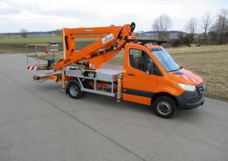 B220PXE Compact GSR Trailer Mounted Articulating Boom Lifts