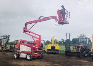 Boxer 140 D Simon Wheeled Articulating Boom Lifts