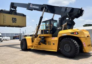 CLG-2450H Liugong Reach Stacker Specs & Dimensions