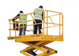 COMPACT 3347 E Haulotte Wheeled scissor lifts