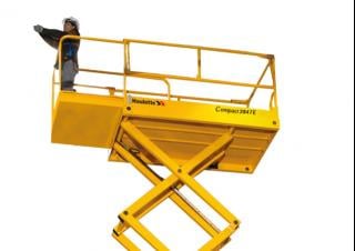 COMPACT 3947 E Haulotte Wheeled scissor lifts
