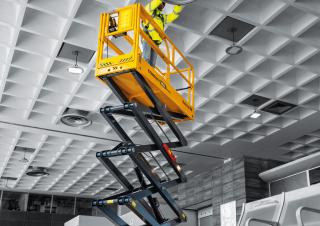 COMPACT 3947 E Dual Haulotte Wheeled scissor lifts