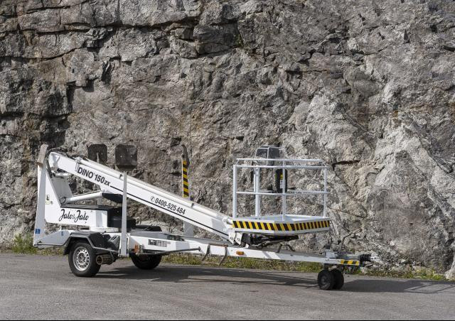 Bronto Skylift Dino 150 Zx Trailer Mounted Telescopic Boom Lifts (1996 - 1997) Specifications & Dimensions