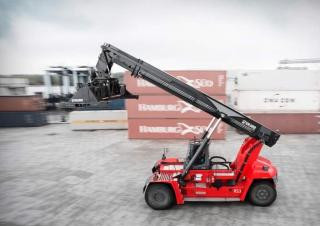 Kalmar DRG650-92A5X Reach Stacker Specs & Dimensions (2020 - 2026)