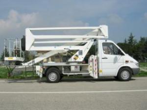 E 198 PX Comfort GSR Trailer Mounted Articulating Boom Lifts