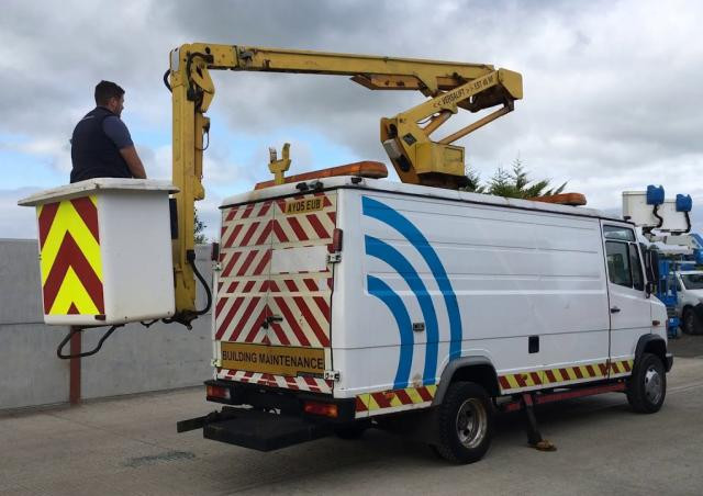 Versalift EST 46 NF Truck Mounted Telescopic Boom Lifts (1995 - 2011) Specifications & Dimensions