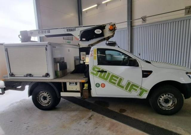 Versalift ET-32-LFXS Truck Mounted Telescopic Boom Lifts (2011 - 2017) Specifications & Dimensions