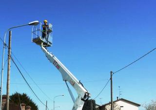 ET210 Easy Lift Truck Mounted Telescopic Boom Lifts