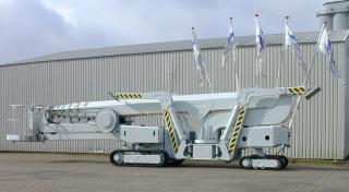 FS 290 C Worldlift Industries AS - Rothlehner Crawler Telescopic Boom Lifts