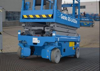 Genie GS-1432m E-Drive Wheeled scissor lifts (2021 - 2026) Specifications & Dimensions