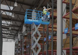 Genie GS-1932 E-Drive Wheeled scissor lifts (2021 - 2026) Specifications & Dimensions