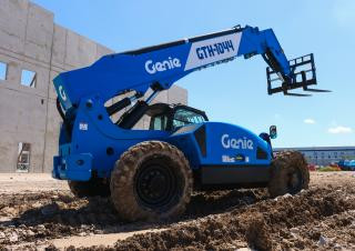 Genie GTH-1044 Telehandler Specs & Dimensions (2025 - 2026)