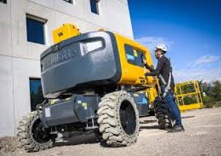 HA16 E PRO Haulotte Wheeled Articulating Boom Lifts