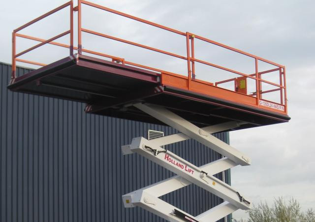 Holland-Lift HL-160 D24 4WD/P/N Wheeled scissor lifts (2019 - 2026) Specifications & Dimensions