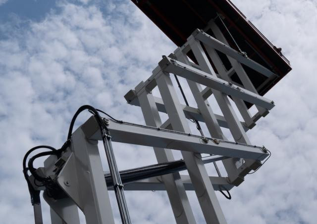 Holland-Lift HL-190 E20 N Wheeled scissor lifts (2022 - 2026) Specifications & Dimensions