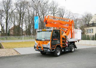 HM 14 D Blumenbecker - Hubmeister® Trailer Mounted Articulating Boom Lifts