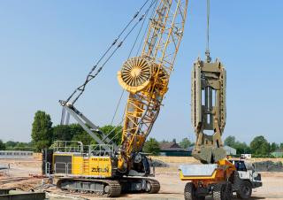 Liebherr HS 8130.1 crane - load chart, specs & dimensions (2019 - 2026)