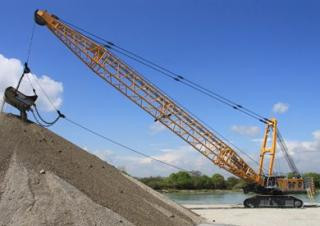 Liebherr HS 8300 crane - load chart, specs & dimensions (2014 - 2021)