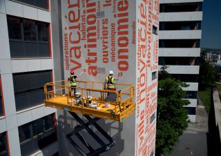 HS5390 E Haulotte Wheeled scissor lifts