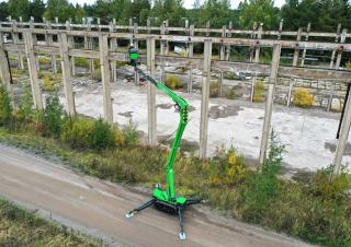 Leguan 225 Avant Tecno Crawler Articulating Boom Lifts