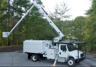 LR852 RM Altec Trailer Mounted Articulating Boom Lifts