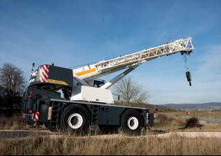 Liebherr LRT 1100-2.1 crane - load chart, specs & dimensions (2016 - 2026)