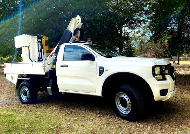 Versalift LT 23 TB Electric Truck Mounted Telescopic Boom Lifts (2011 - 2015) Specifications & Dimensions