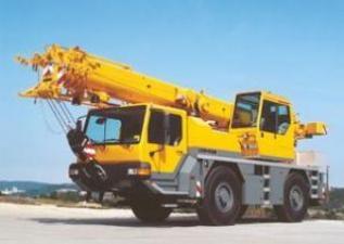 LTM 1030/2 (4x4x4) Liebherr