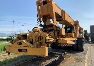 ORMIG M 220 Reach Stacker Specs & Dimensions (1996 - 2006)