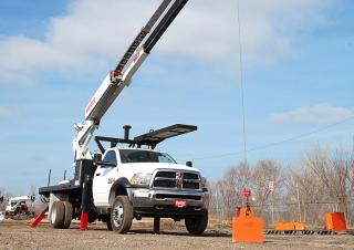 M43R HiReach Elliott Equipment Truck Mounted Telescopic Boom Lifts