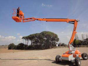 ME 16 SL (4x4) Mecaplús Wheeled Articulating Boom Lifts